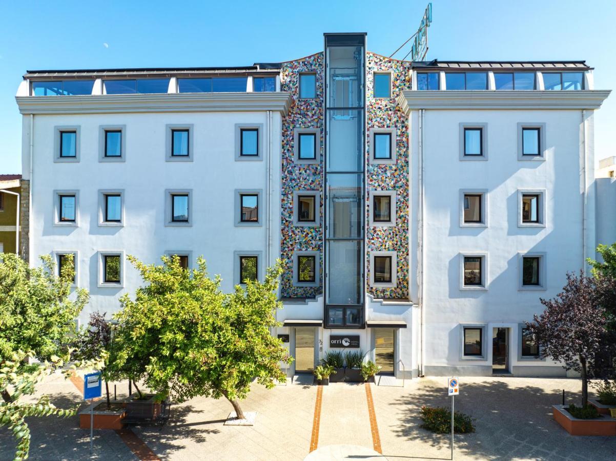 Hotel Orri トルトリ エクステリア 写真