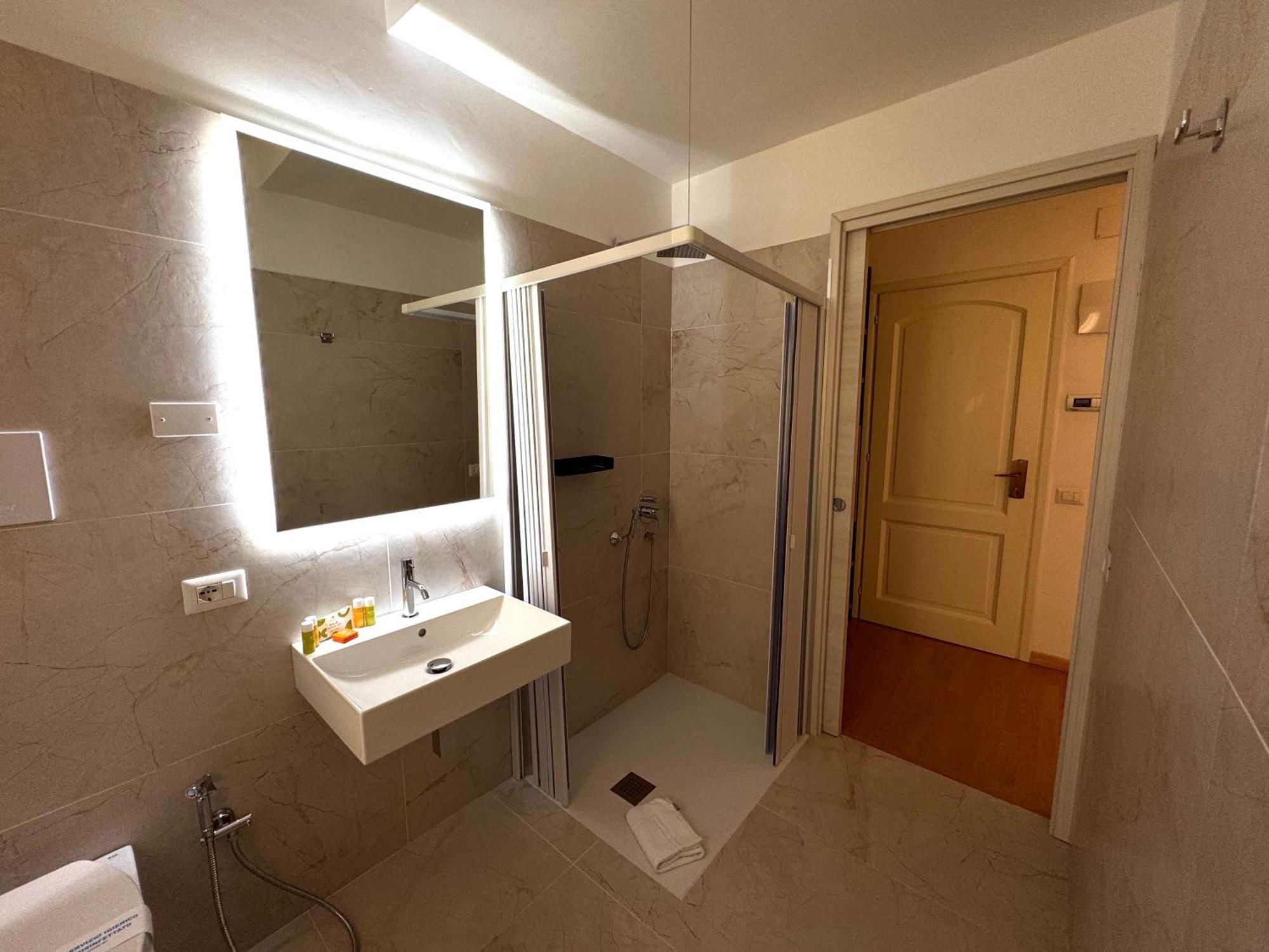 Hotel Orri トルトリ エクステリア 写真