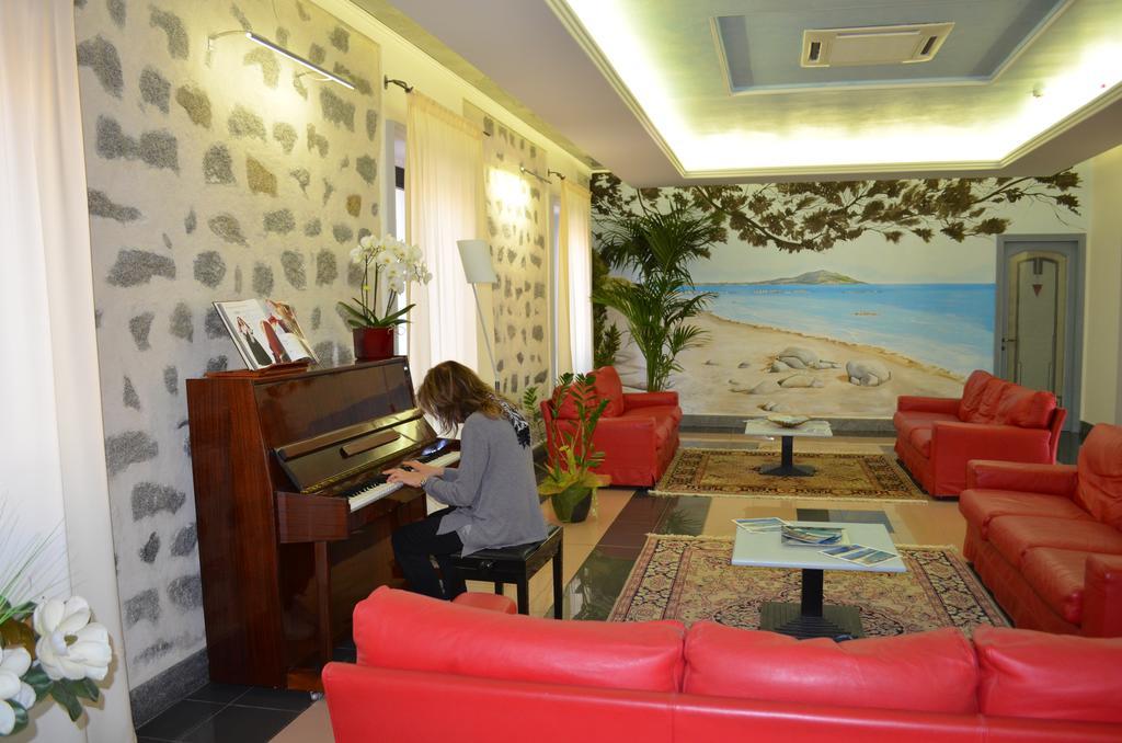 Hotel Orri トルトリ エクステリア 写真