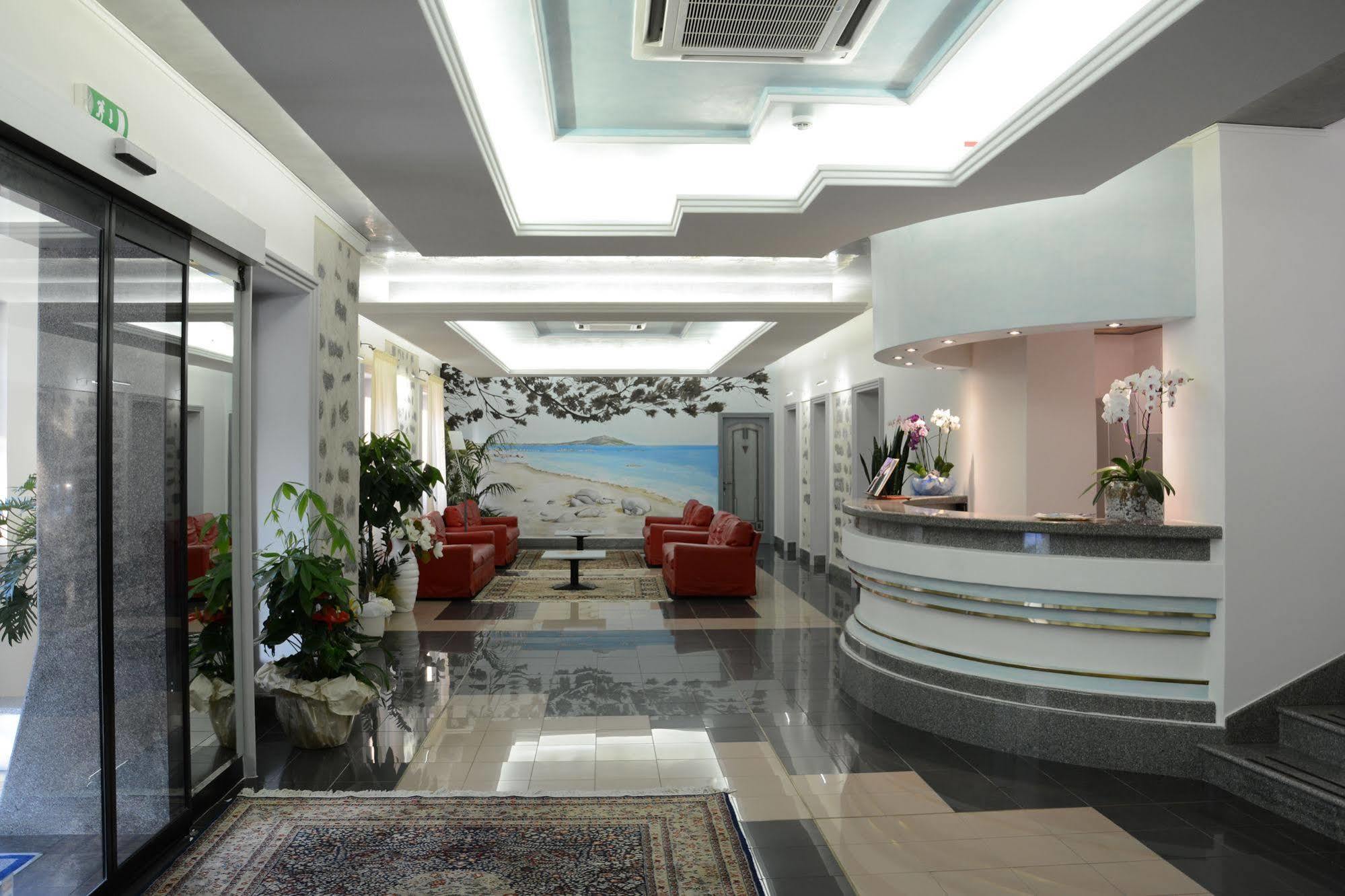 Hotel Orri トルトリ エクステリア 写真