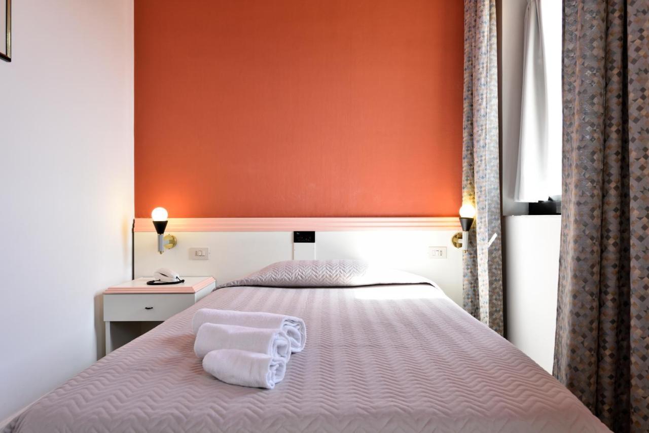 Hotel Orri トルトリ エクステリア 写真