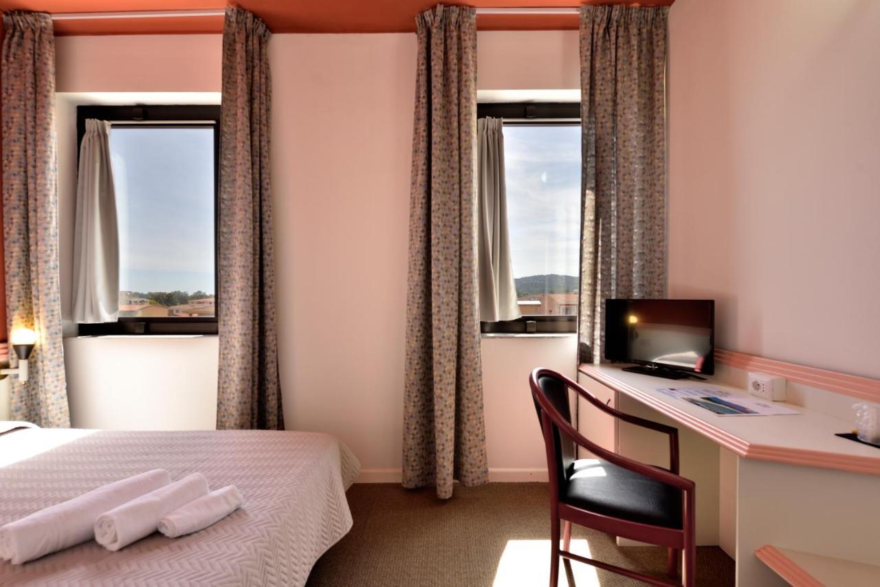Hotel Orri トルトリ エクステリア 写真