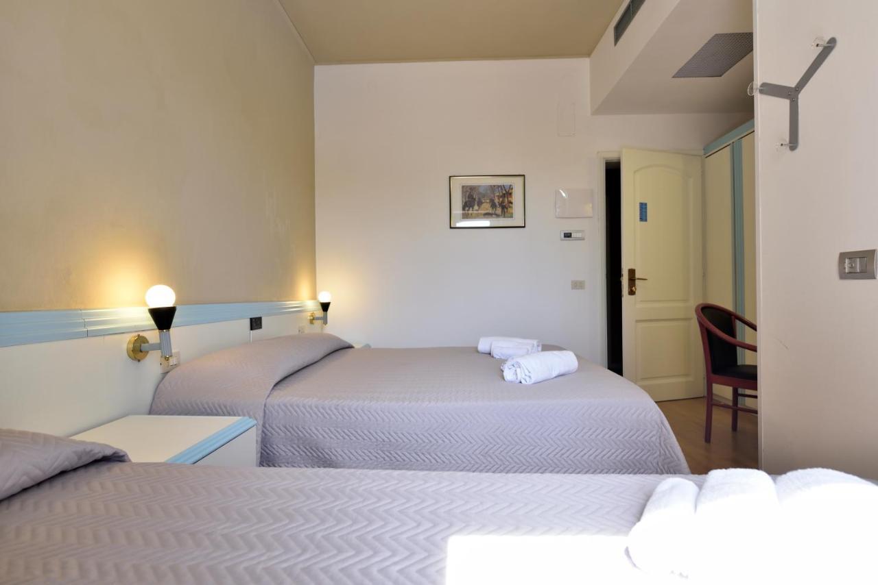 Hotel Orri トルトリ エクステリア 写真