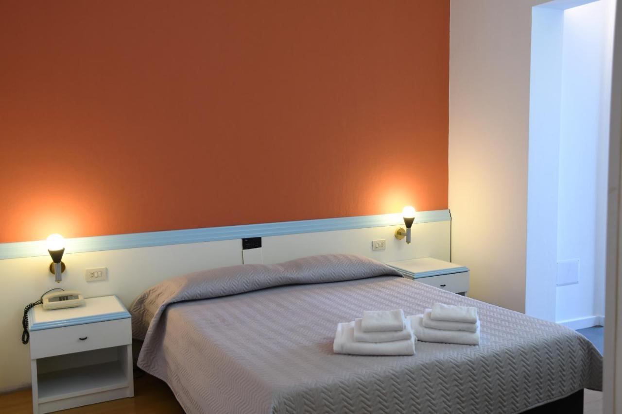 Hotel Orri トルトリ エクステリア 写真